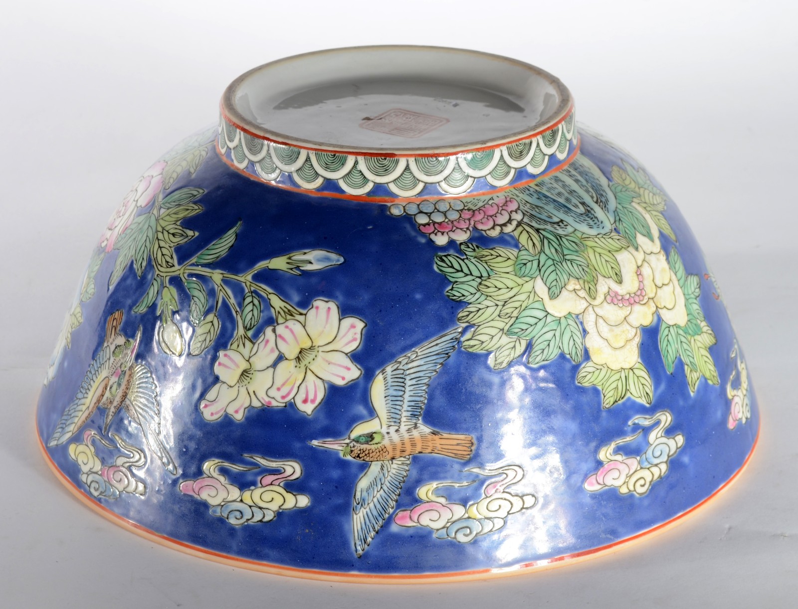 Bowl de porcelana oriental com base de madeira. - foto 6 de 7