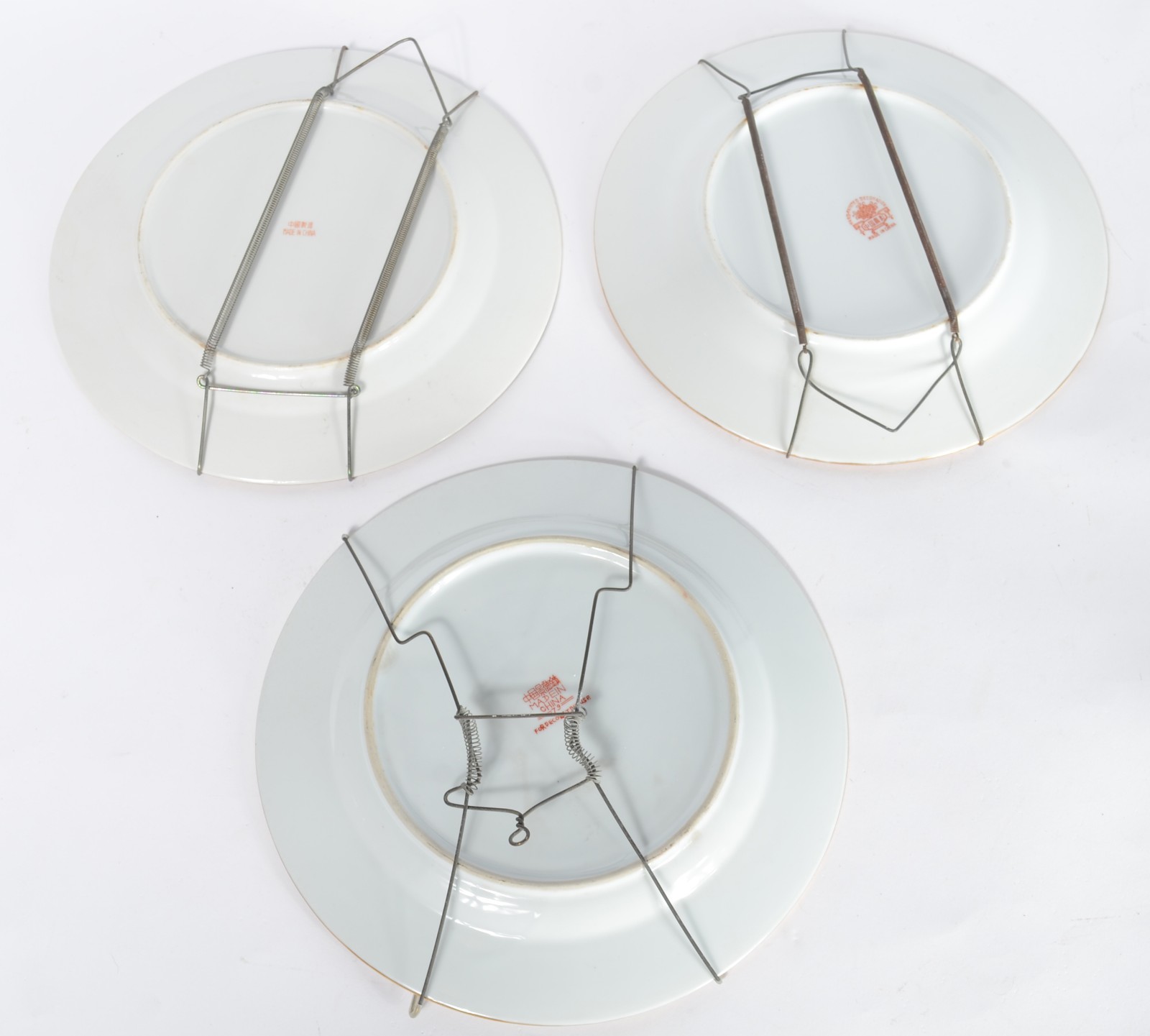 Oito pratos decorativos de porcelana oriental em diversos modelos. - foto 5 de 10