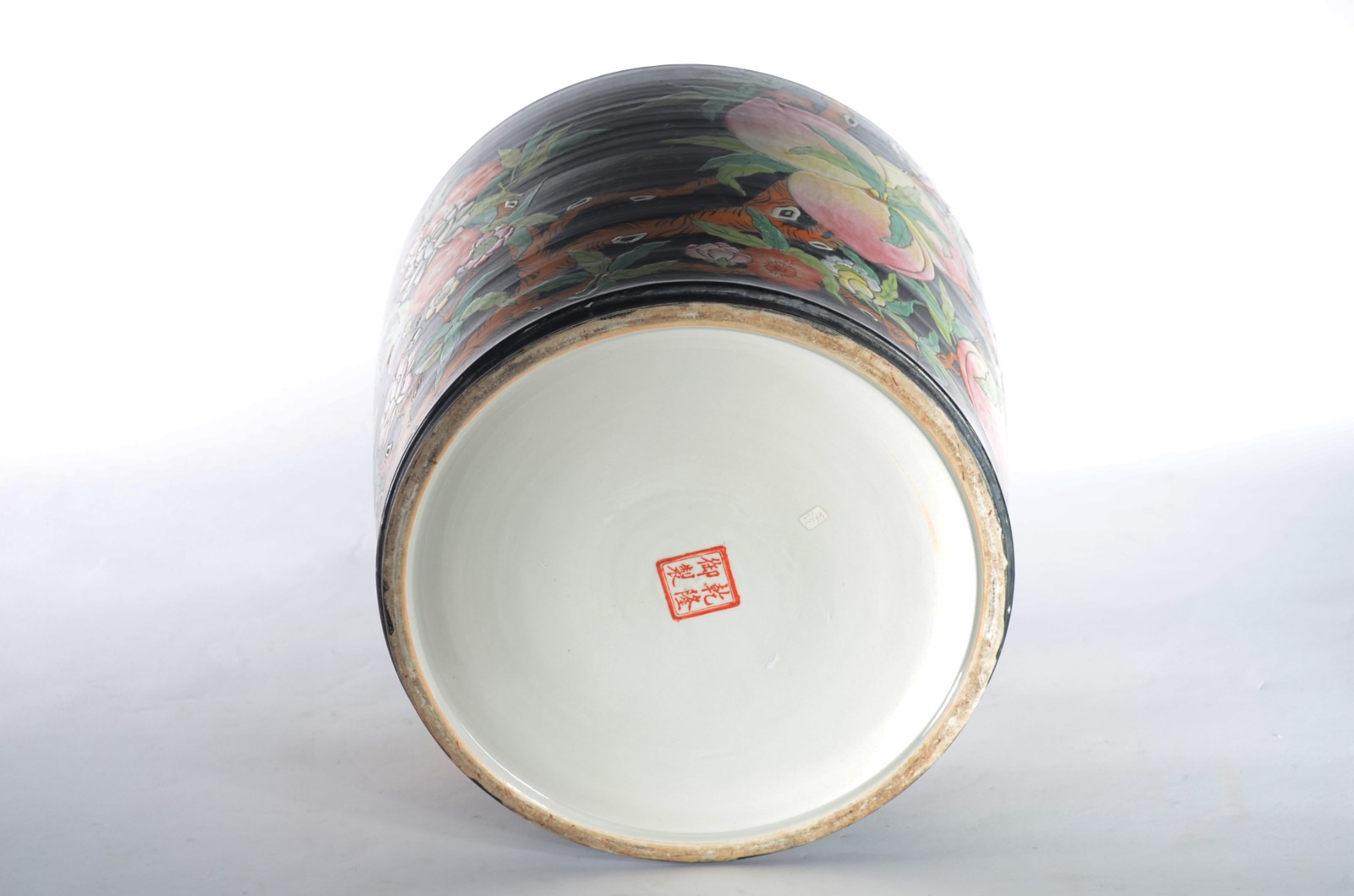 Cachepot de porcelana oriental, decorado com frutos e folhagens em... - foto 4 de 5