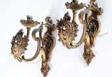Par de apliques de bronze para uma lâmpada cada. - Par de apliques de bronze para uma lâmpada cada.