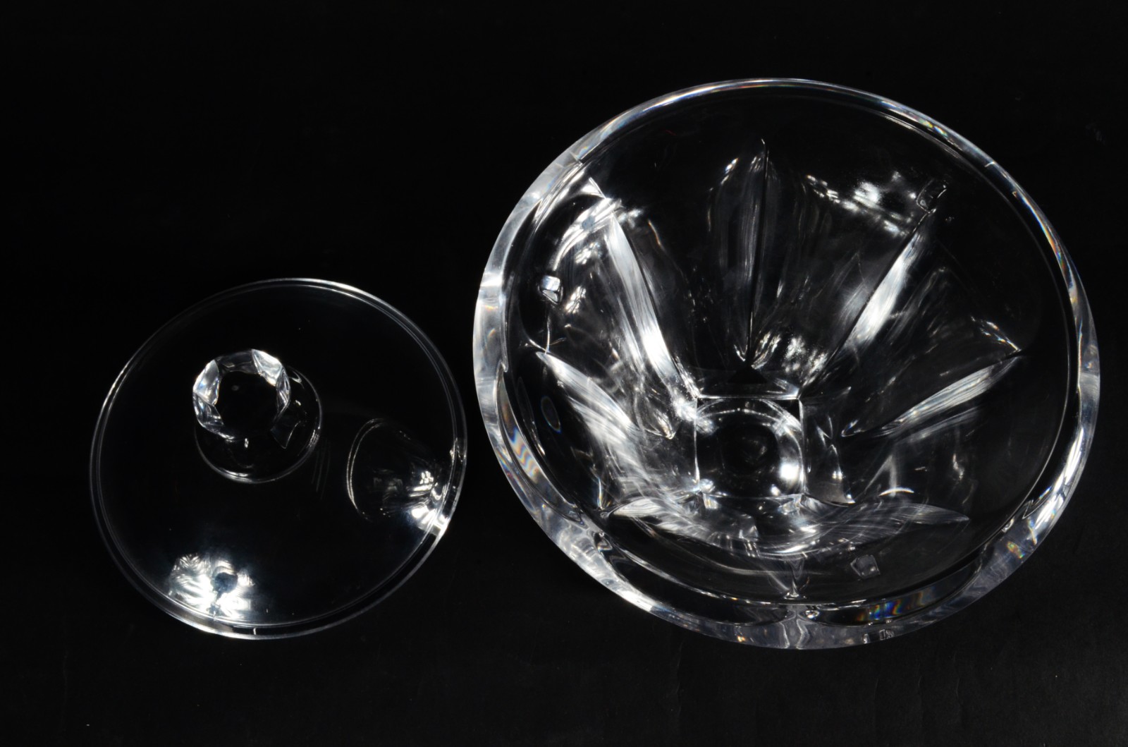 Compoteira de cristal europeu facetado. - foto 4 de 7