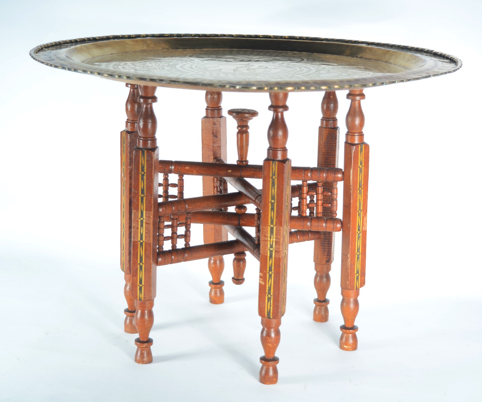 Mesa oriental de Hong Kong com tampo na forma de bandeja redonda de... - foto 1 de 11