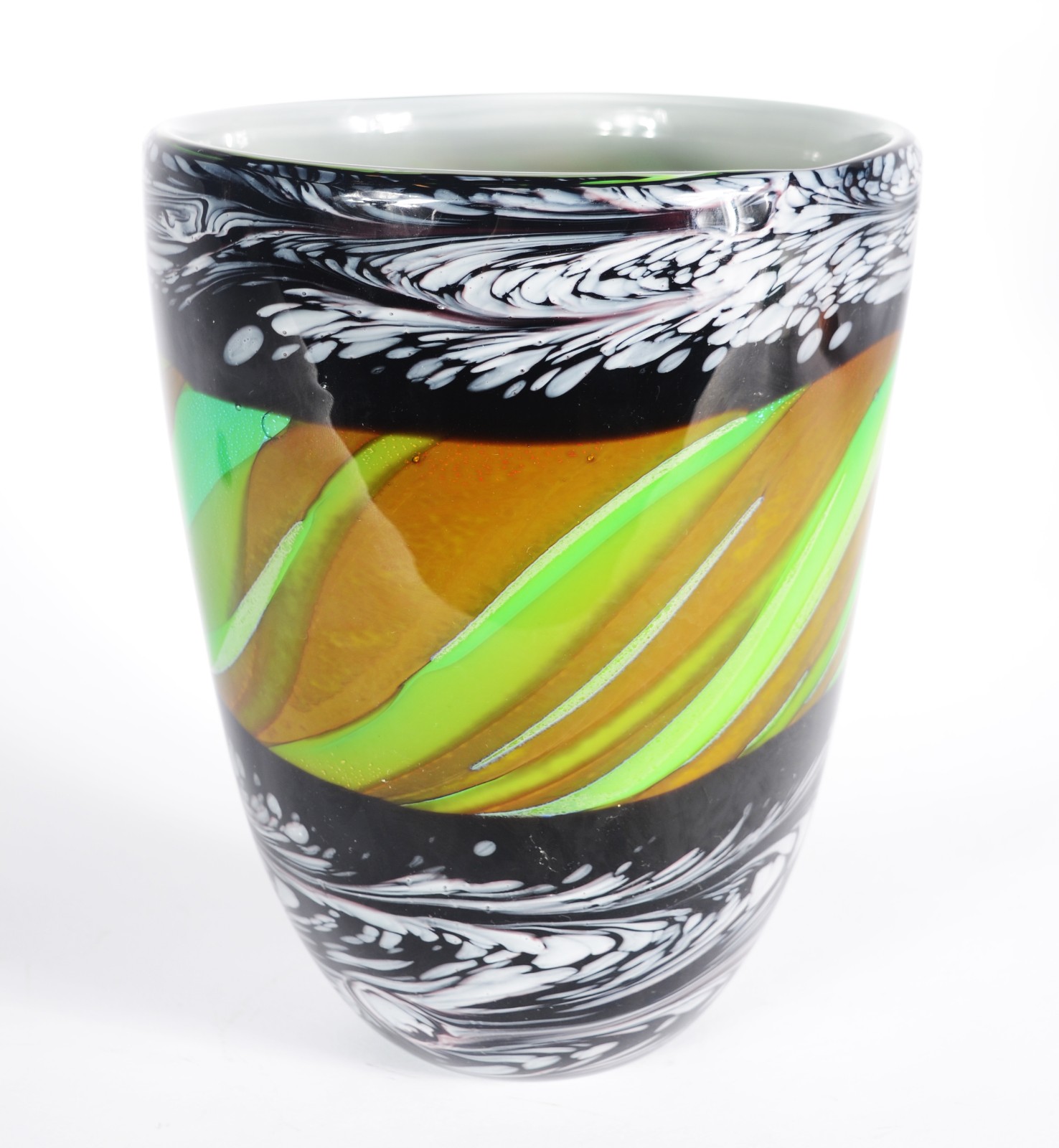 Vaso de vidro decorativo em mesclas nas cores verde, âmbar, preto e... - foto 1 de 6
