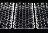 Diversas peças de cristal/vidro, sendo: prato p... - Diversas peças de cristal/vidro, sendo: prato para bolo, fruteira de vidro frisado, 3 travessas retangulares e 14 porta copos (modelos diferente...
