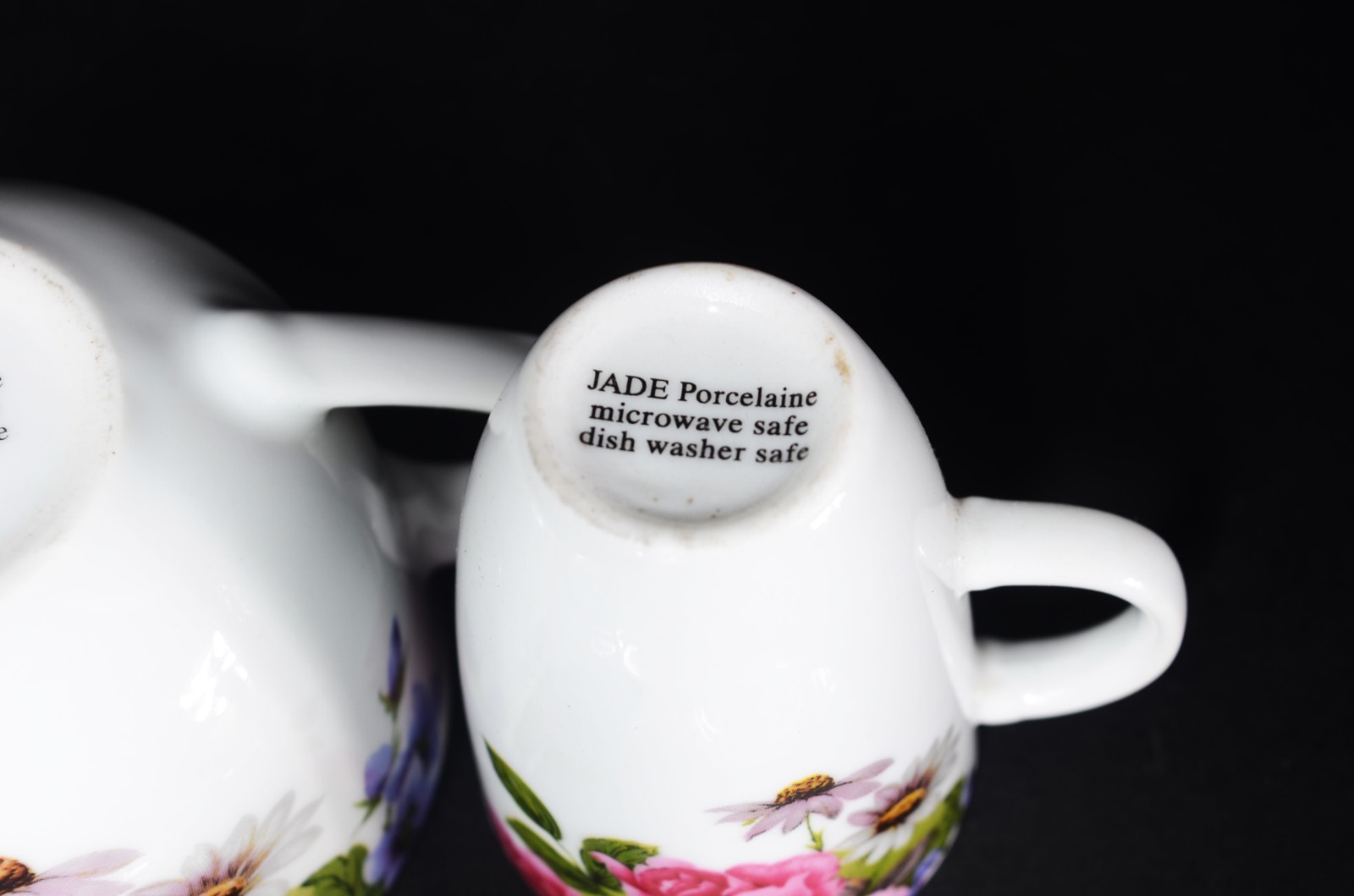 Serviço de jantar, chá e café de porcelana "Jade", decorada com... - foto 6 de 7