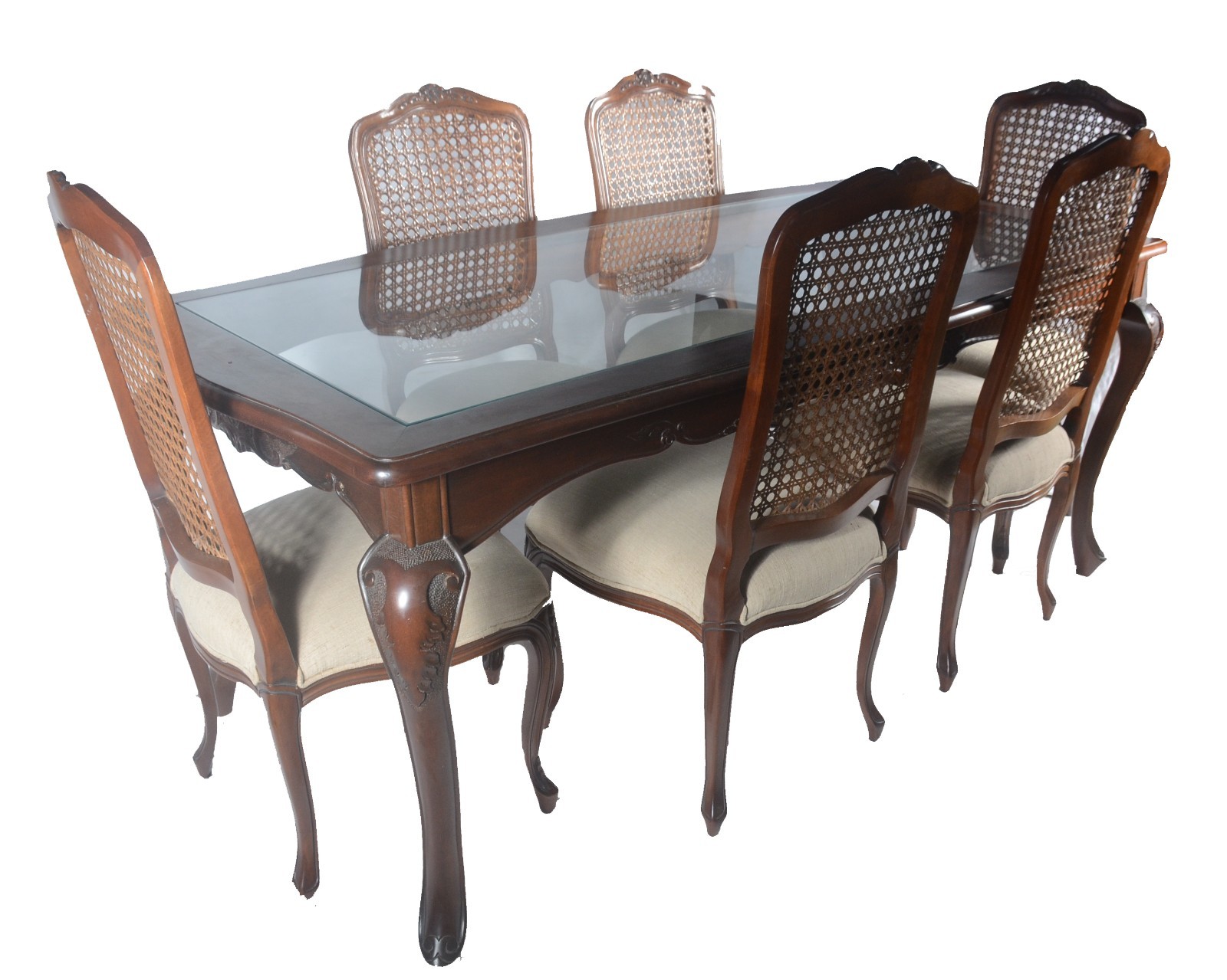Mesa de jantar de madeira nobre, tampo de vidro, saia recortada e... - foto 1 de 8