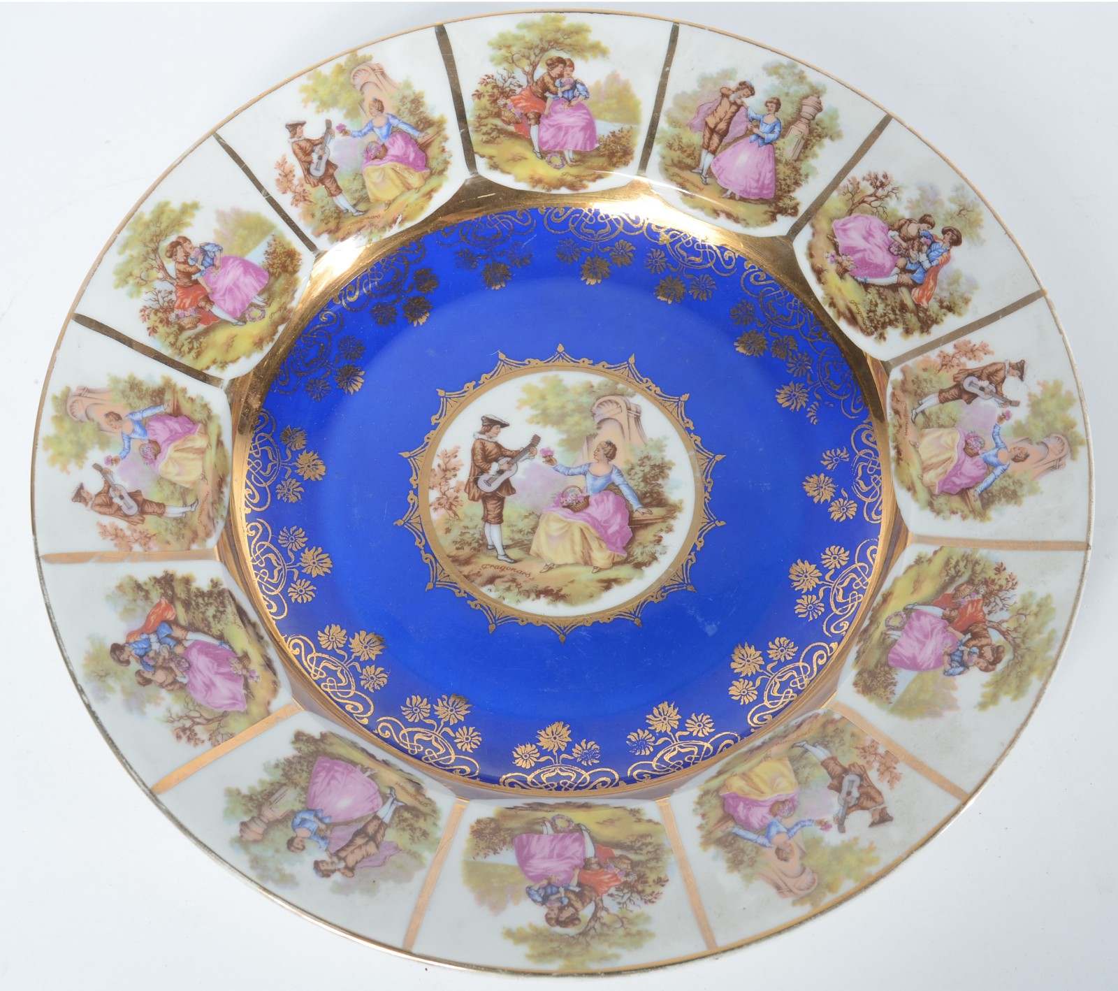 Duas peças de porcelana alemã, sendo: medalhão e bowl decorados com... - foto 6 de 9