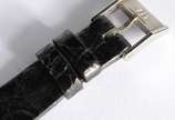 Baume & Mercier (1830),  - Relógio de pulso com mostrador de ouro branco, no estojo. Máquina parada. Media do mostrador: 20 mm.