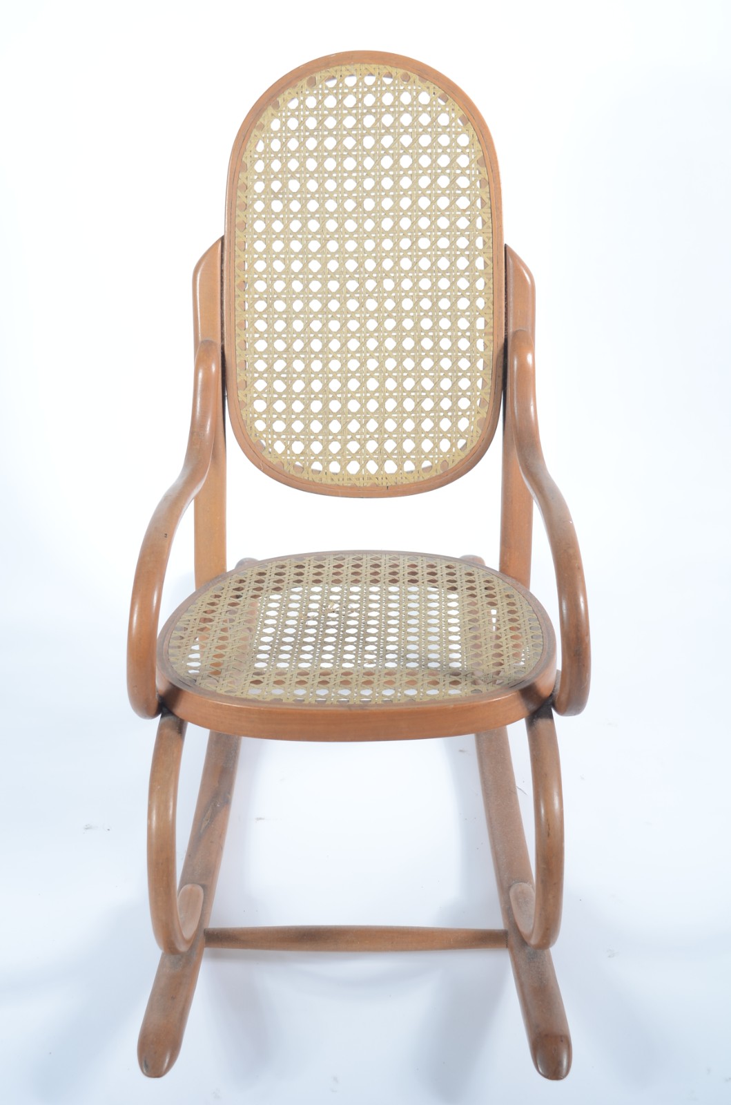 Cadeira infantil de madeira nobre, estilo austríaca Thonet, forração... - foto 2 de 4