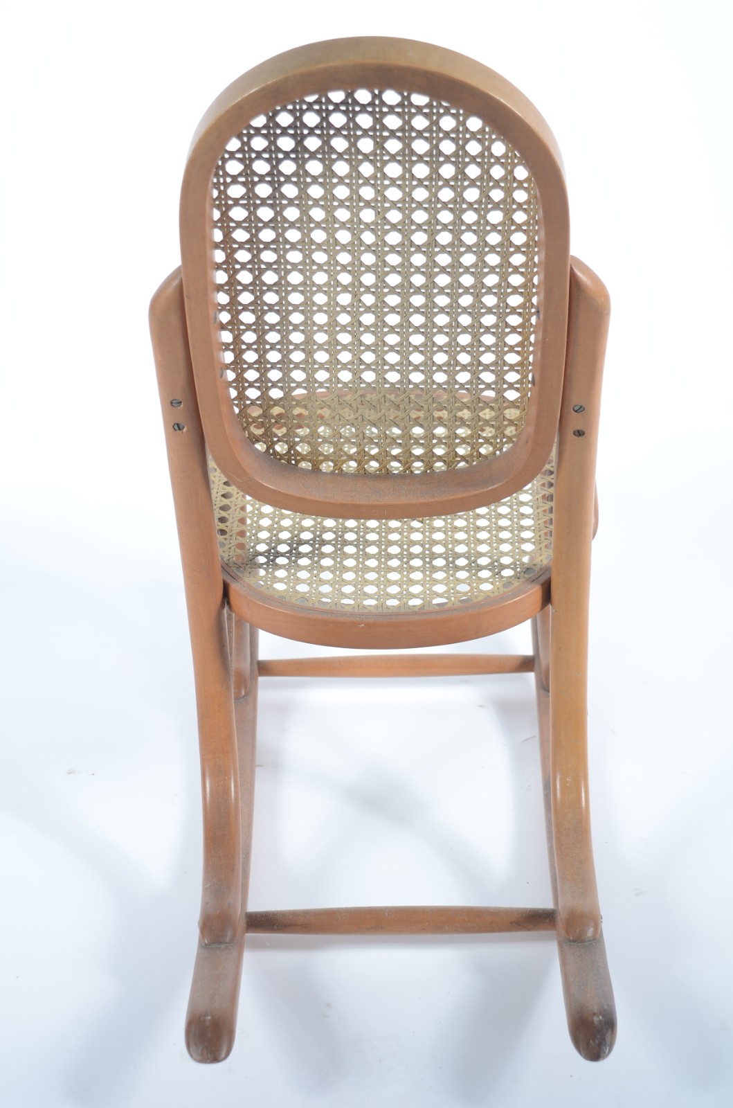 Cadeira infantil de madeira nobre, estilo austríaca Thonet, forração... - foto 4 de 4