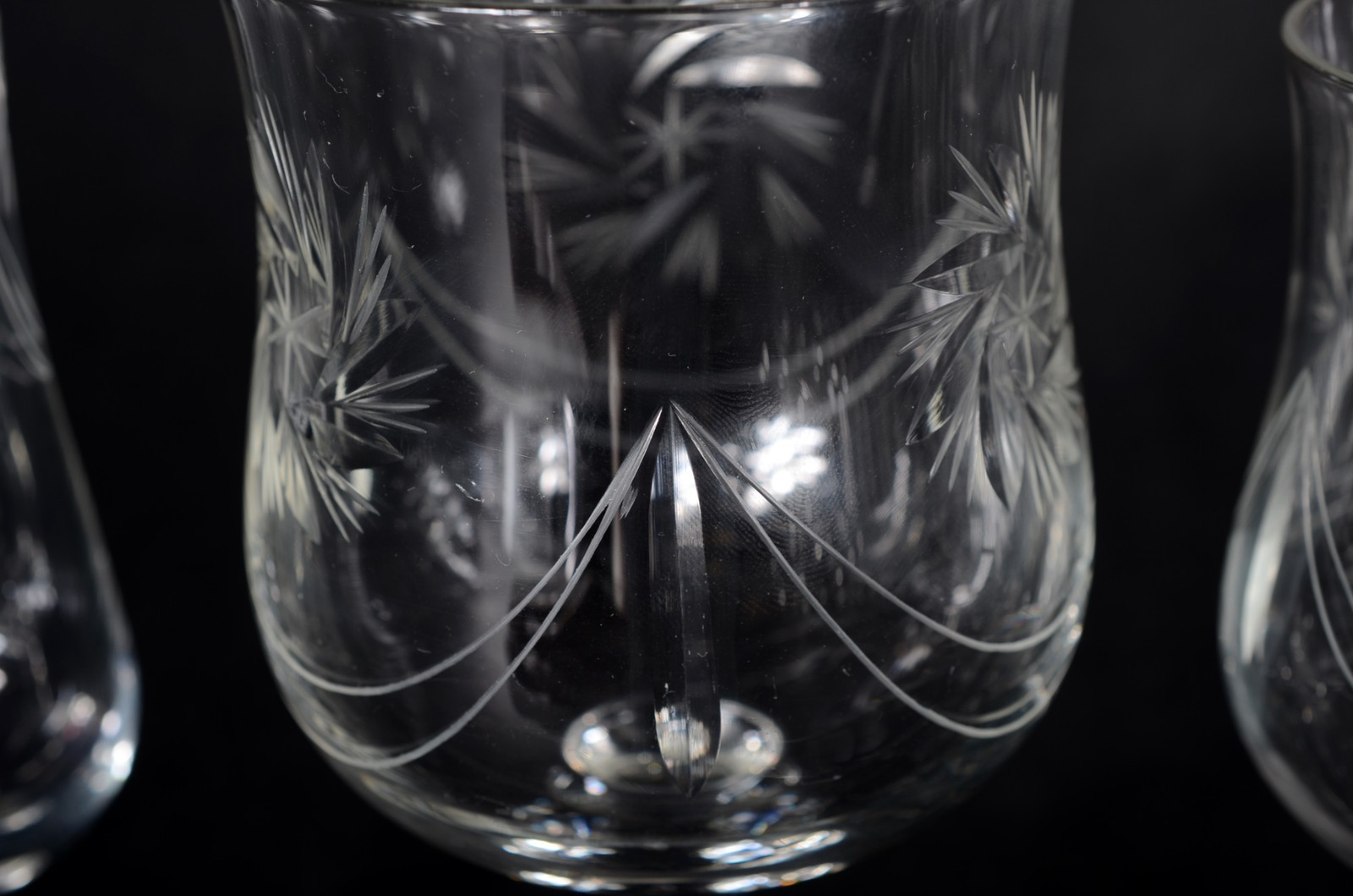 Serviço de cristal, composto de: 12 taças para champagne, 12 taças... - foto 5 de 5