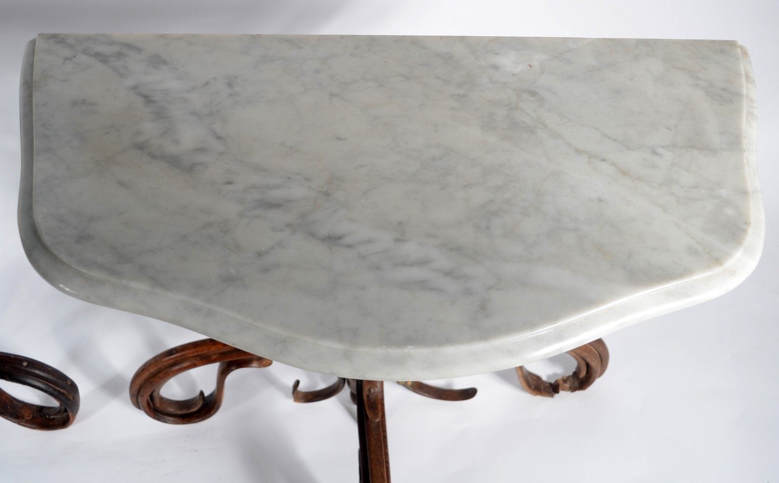 Par de consoles de madeira, estilo austríaco Thonet, tampos de... - foto 9 de 11