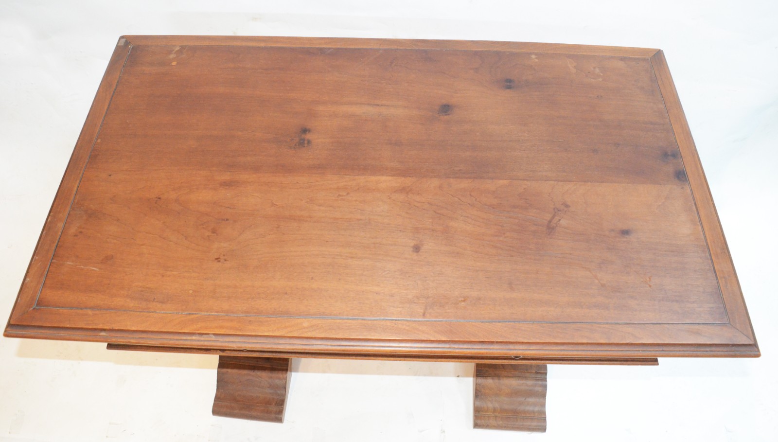 Mesa escrivaninha de madeira nobre, tampo retangular com duas... - foto 3 de 8
