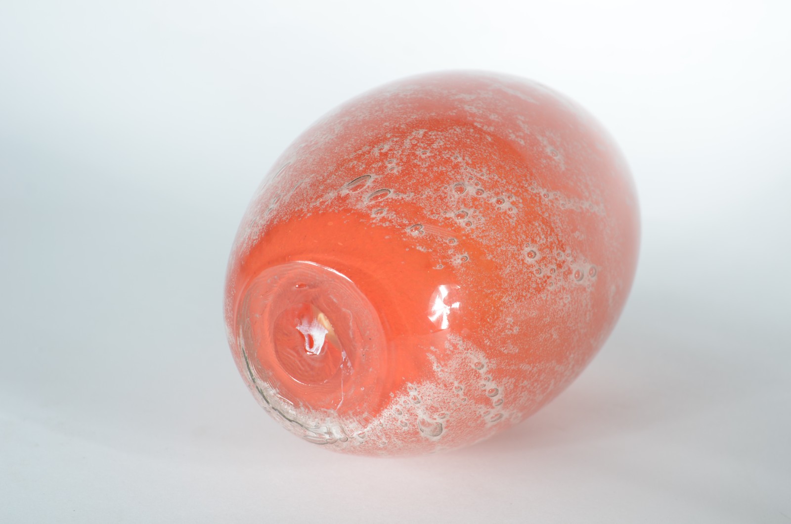 Peso/pinha de vidro decorativo na cor laranja. - foto 2 de 2