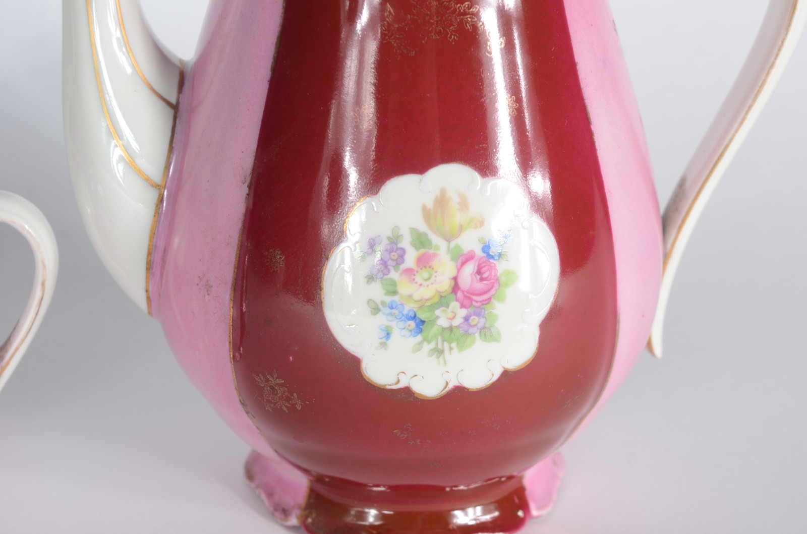 Serviço para café de porcelana tcheca em tons de rosa, decorado com... - foto 3 de 8