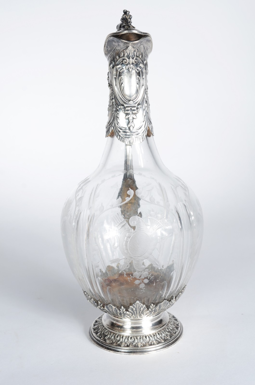 Jarra (Claret Jug) de cristal lapidado com base, alça, guarnição e... - foto 4 de 9