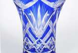 Vaso de cristal doublé azul lapidado. - Vaso de cristal doublé azul lapidado.