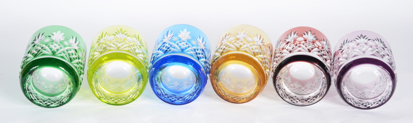 Conjunto com 6 copos para whisky de cristal doublé lapidado, diversas... - foto 3 de 3