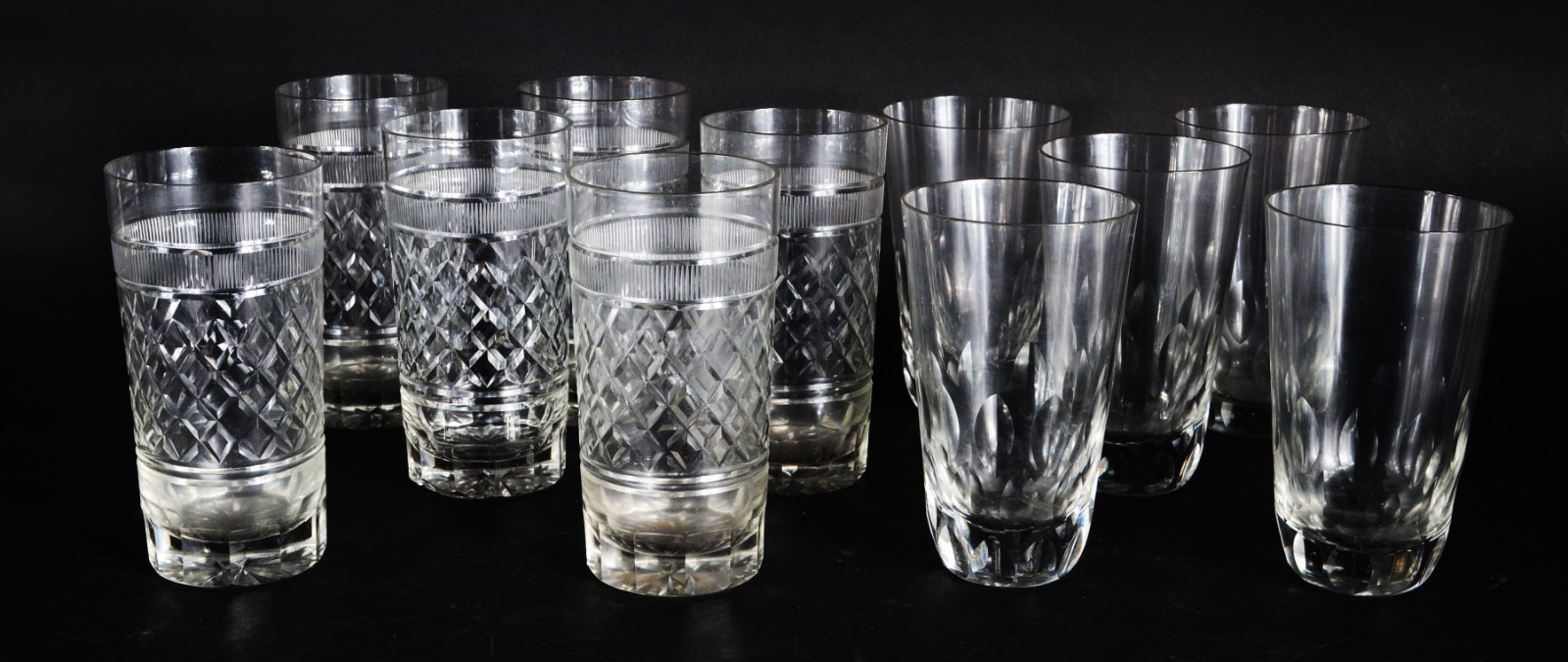Conjunto de cristal com 6 copos longos lapidados e 5 copos longos com... - foto 1 de 3