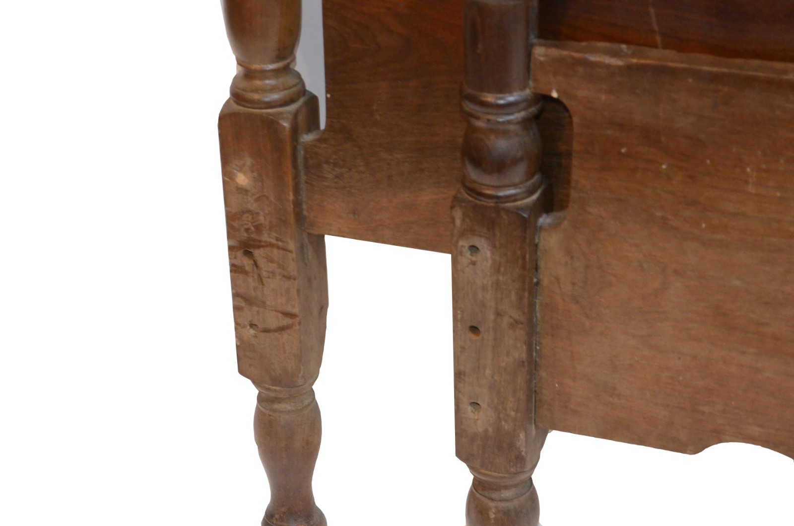 Cama de casal de madeira nobre, quinas com colunas torneadas... - foto 4 de 7