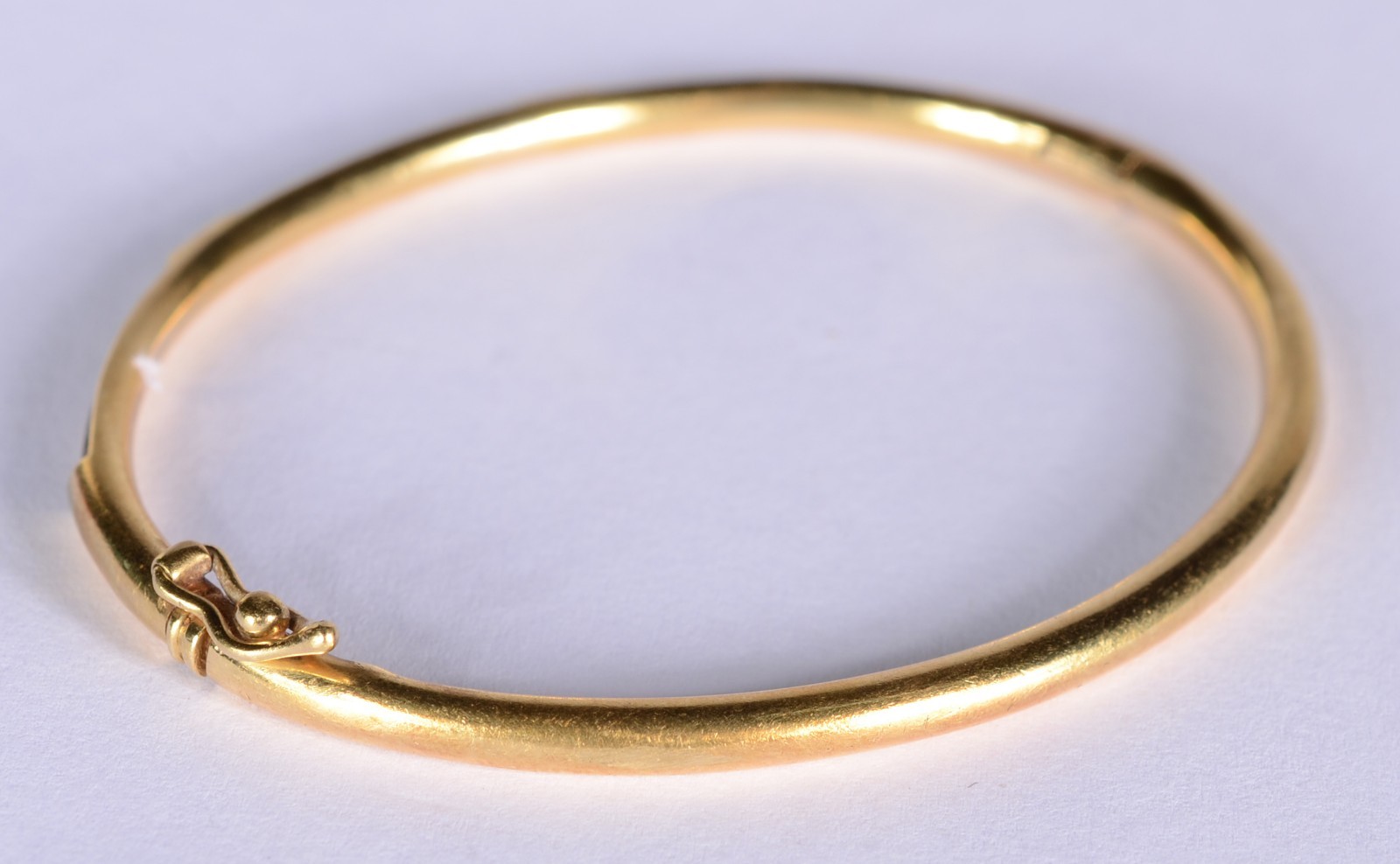 Pulseira "escrava" de ouro 18k. com detalhe em "rabo de elefante"... - foto 2 de 6