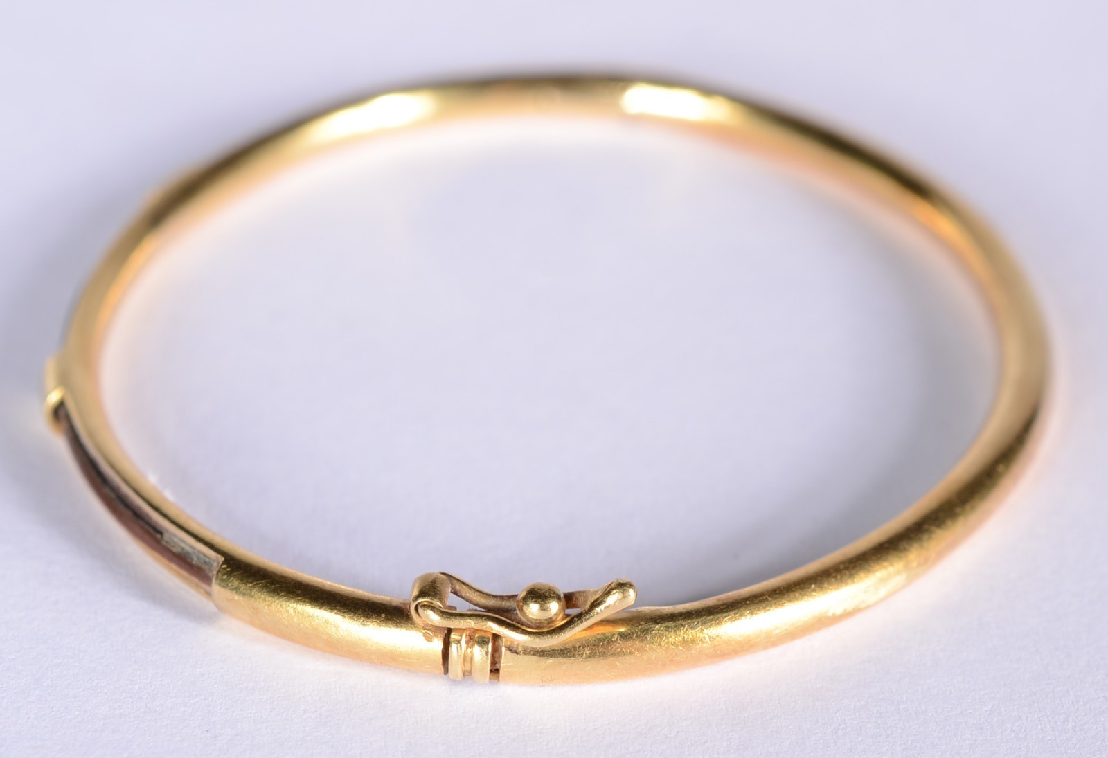 Pulseira "escrava" de ouro 18k. com detalhe em "rabo de elefante"... - foto 3 de 6