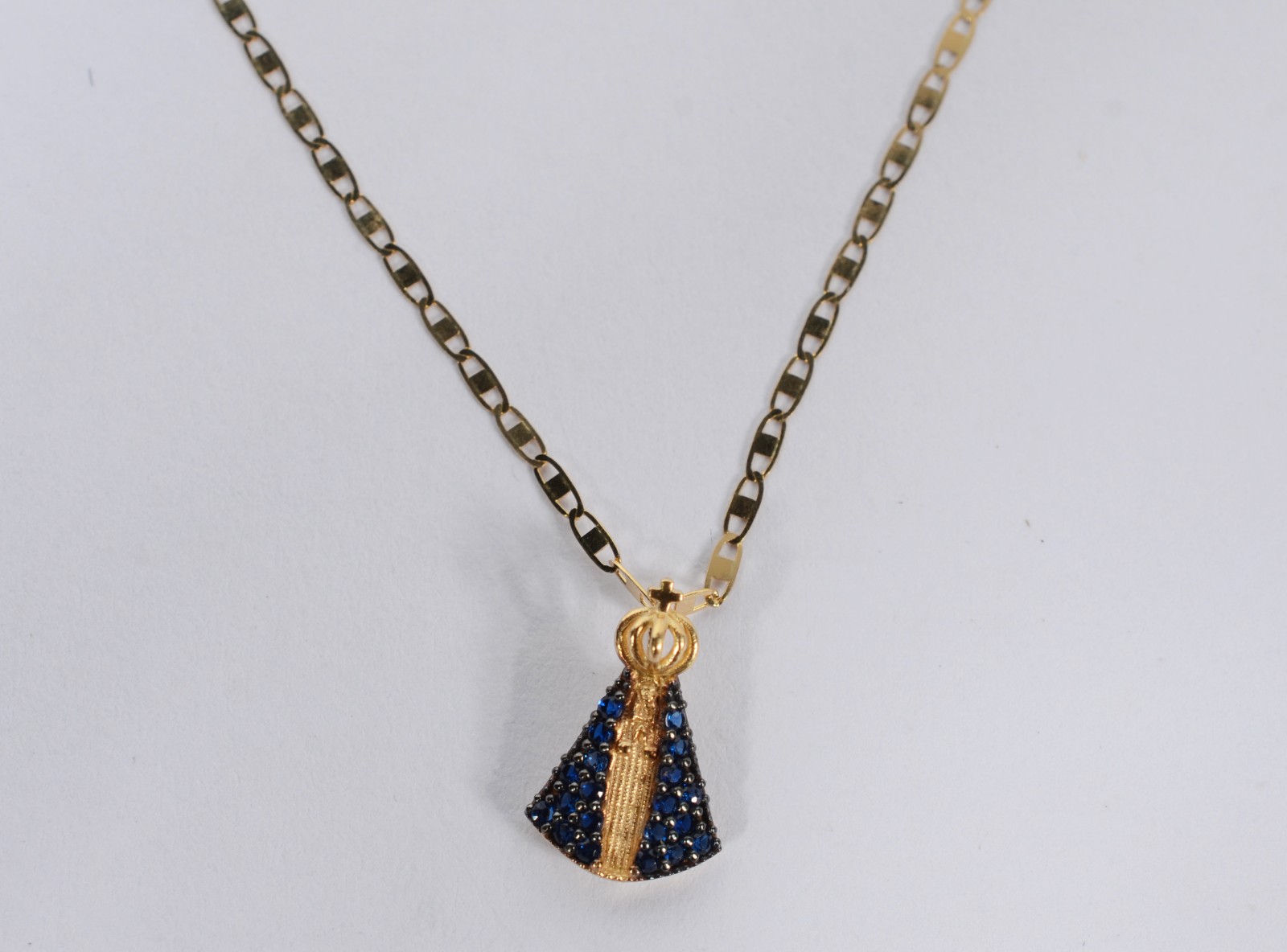 Colar com pendente de Nossa Senhora Aparecida de ouro 18 k... - foto 1 de 6