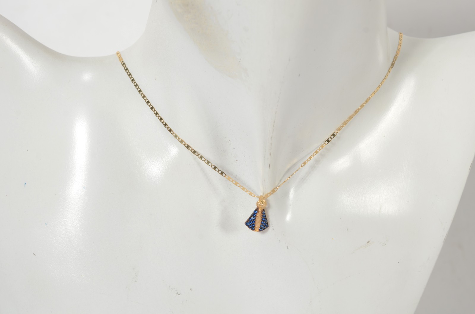 Colar com pendente de Nossa Senhora Aparecida de ouro 18 k... - foto 6 de 6
