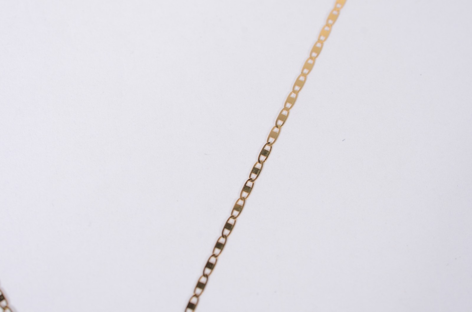 Colar com pendente Nossa Senhora Desatadora dos de nós de ouro 18 k... - foto 4 de 6