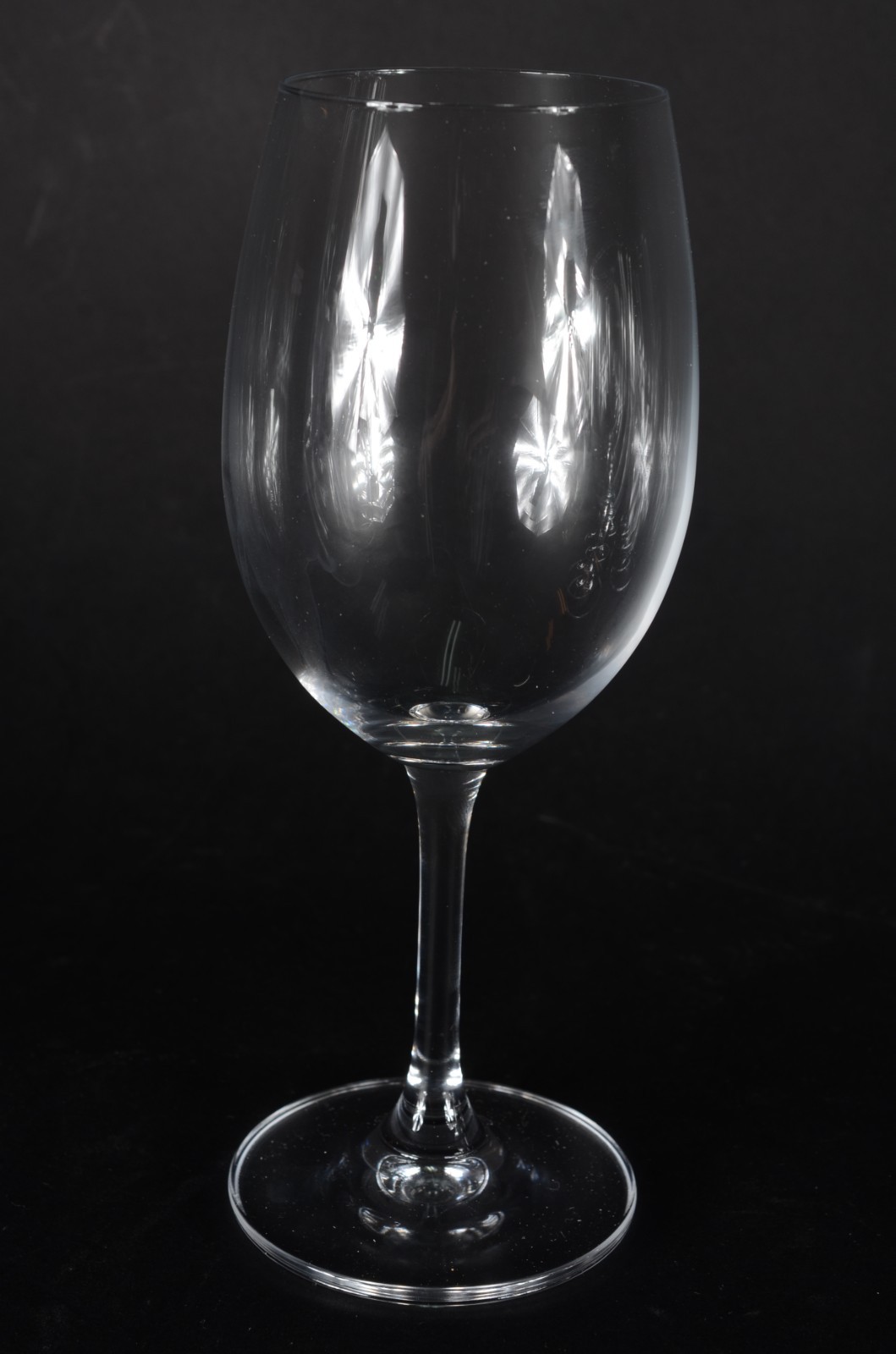 Seis taças de cristal para vinho branco, 340 ml. - foto 2 de 3