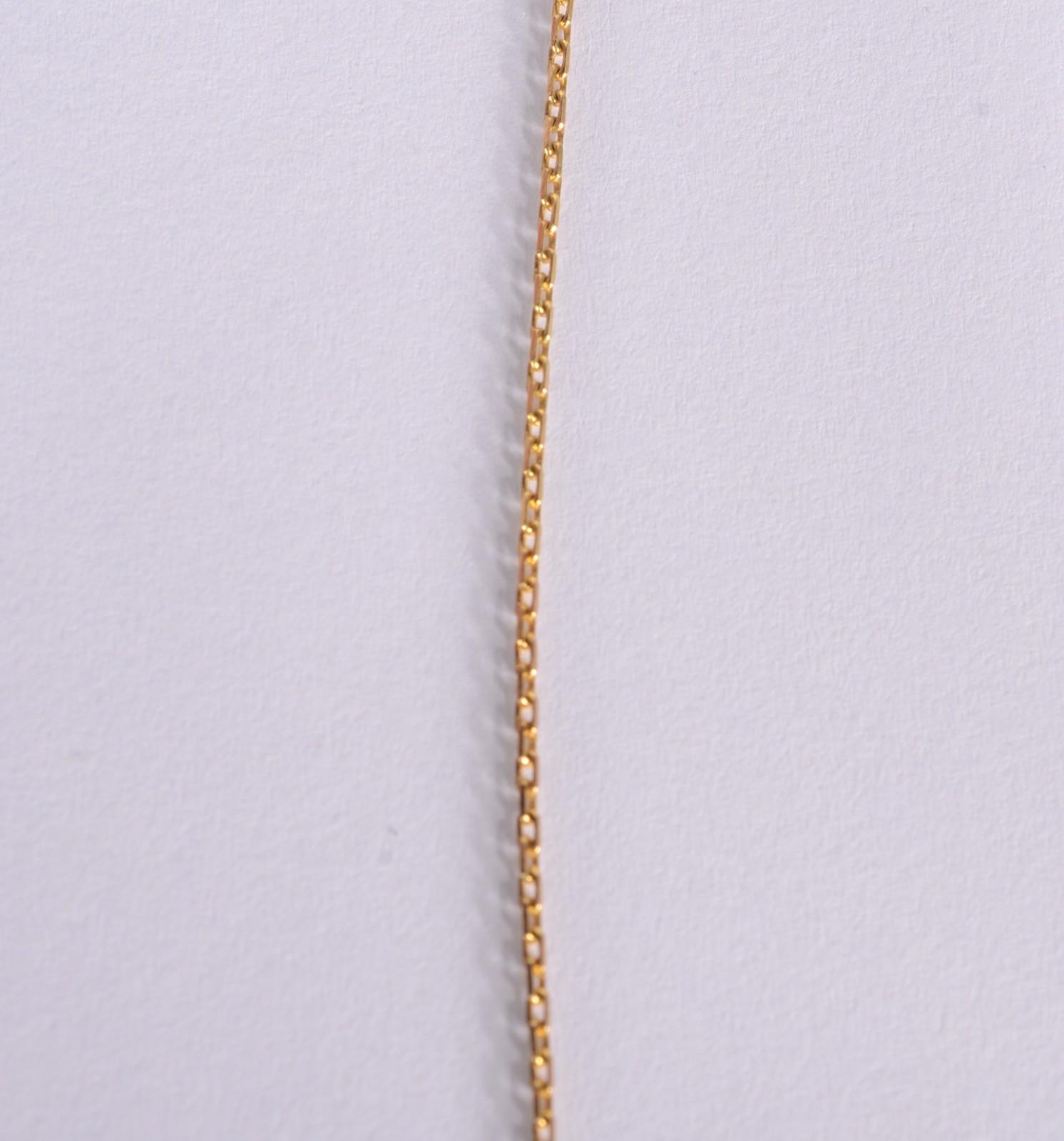 Colar com crucifixo com Cristo de ouro 18 k., contraste 750 mls. (Por... - foto 3 de 6