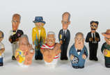 Treze  figuras representativas de barro cozido ... - Treze  figuras representativas de barro cozido ( alguns quebrados e colados)( de 10 a 14cm)