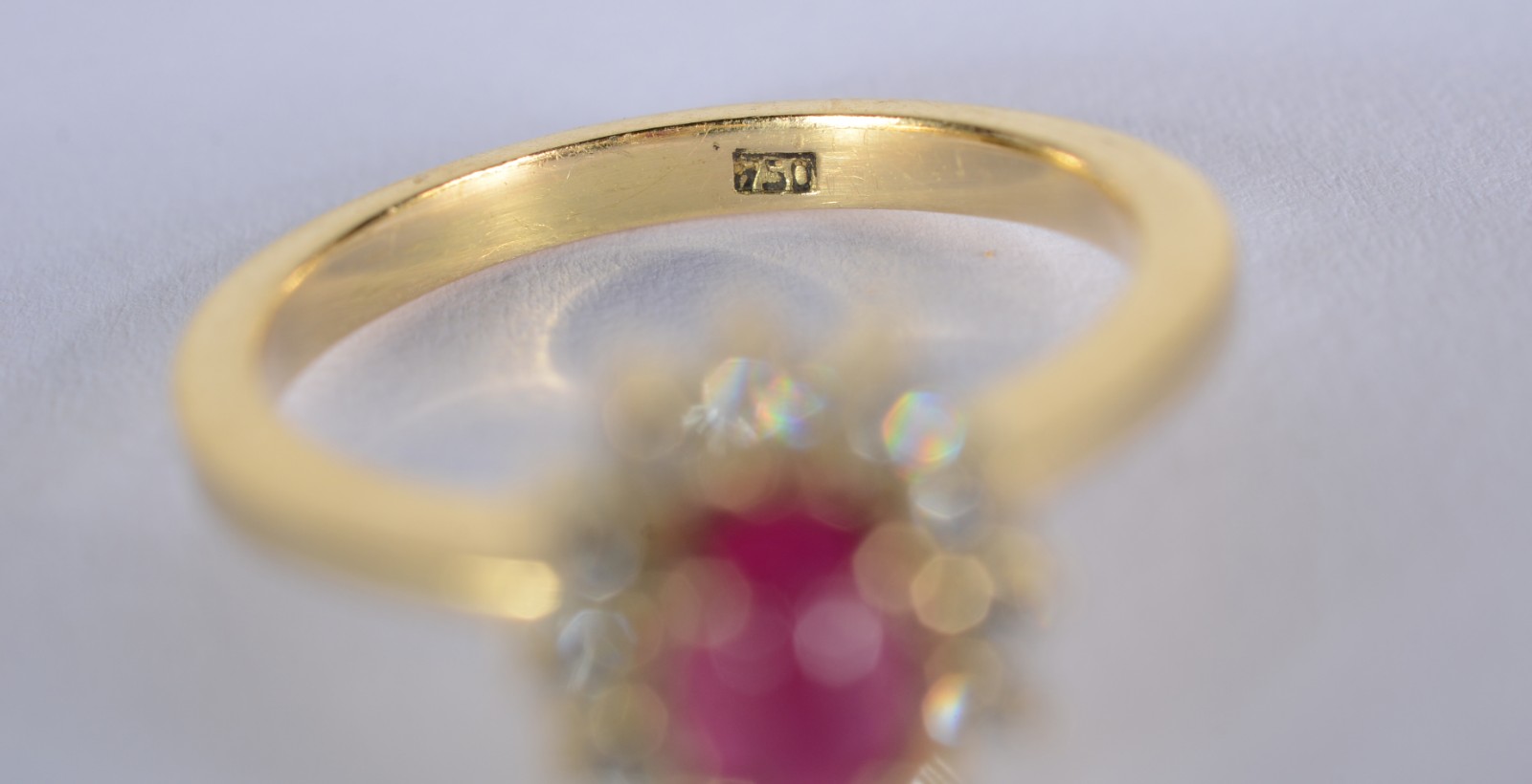 Anel de ouro 18 k., contraste 750 mls com aproximadamente 14... - foto 4 de 7