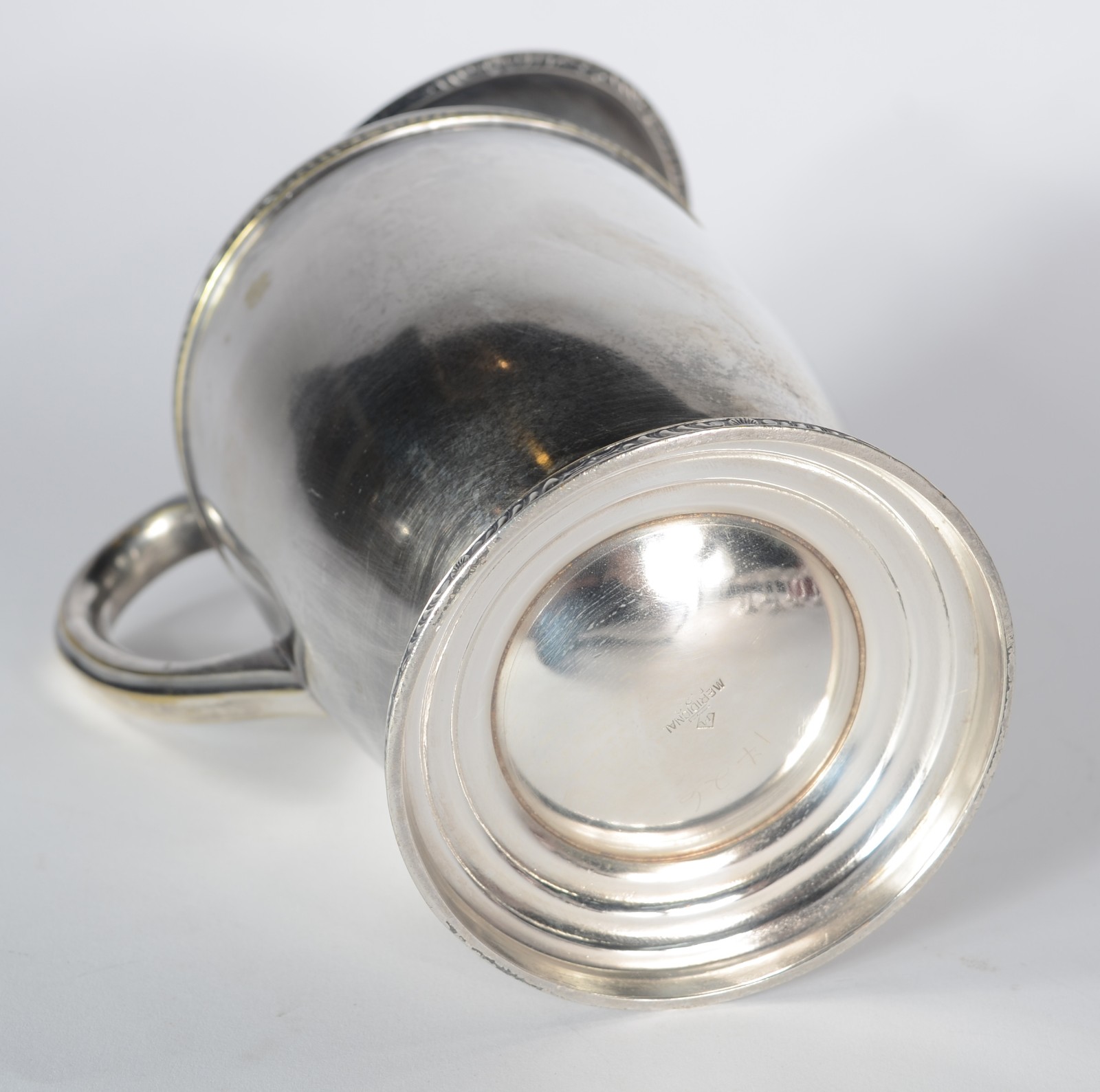 Conjunto de metal prateado, composto de: 12 taças para sorvete e... - foto 8 de 9
