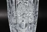 Vaso de cristal tcheco lapidado, borda recortada. - Vaso de cristal tcheco lapidado, borda recortada.