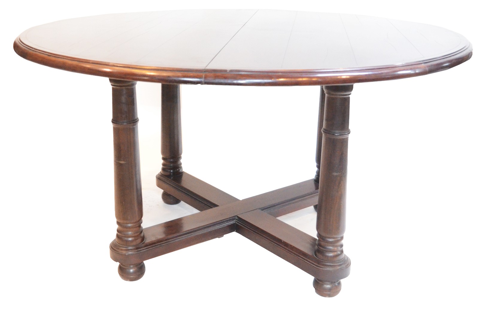 Mesa de jantar de madeira nobre, tampo oval com um tabua extensora... - foto 3 de 6