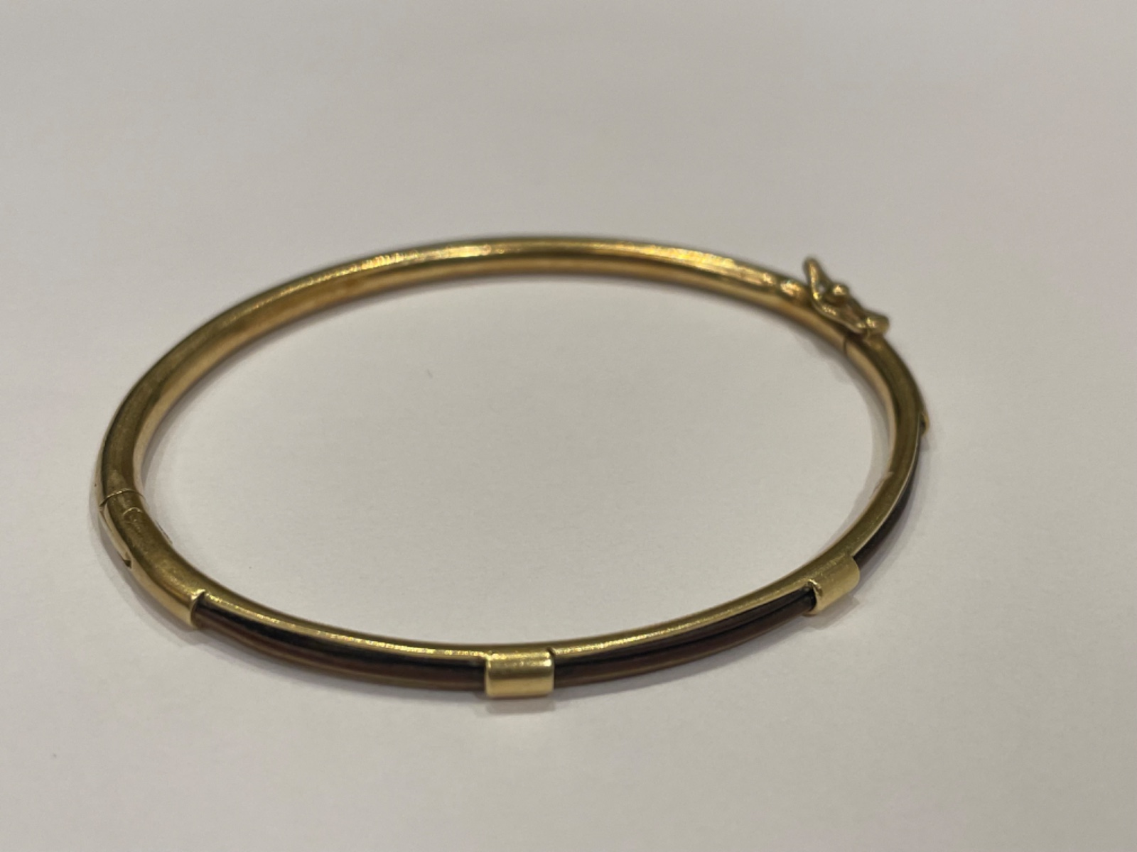 Pulseira "escrava" de ouro 18k. com detalhe em "rabo de elefante"... - foto 5 de 6