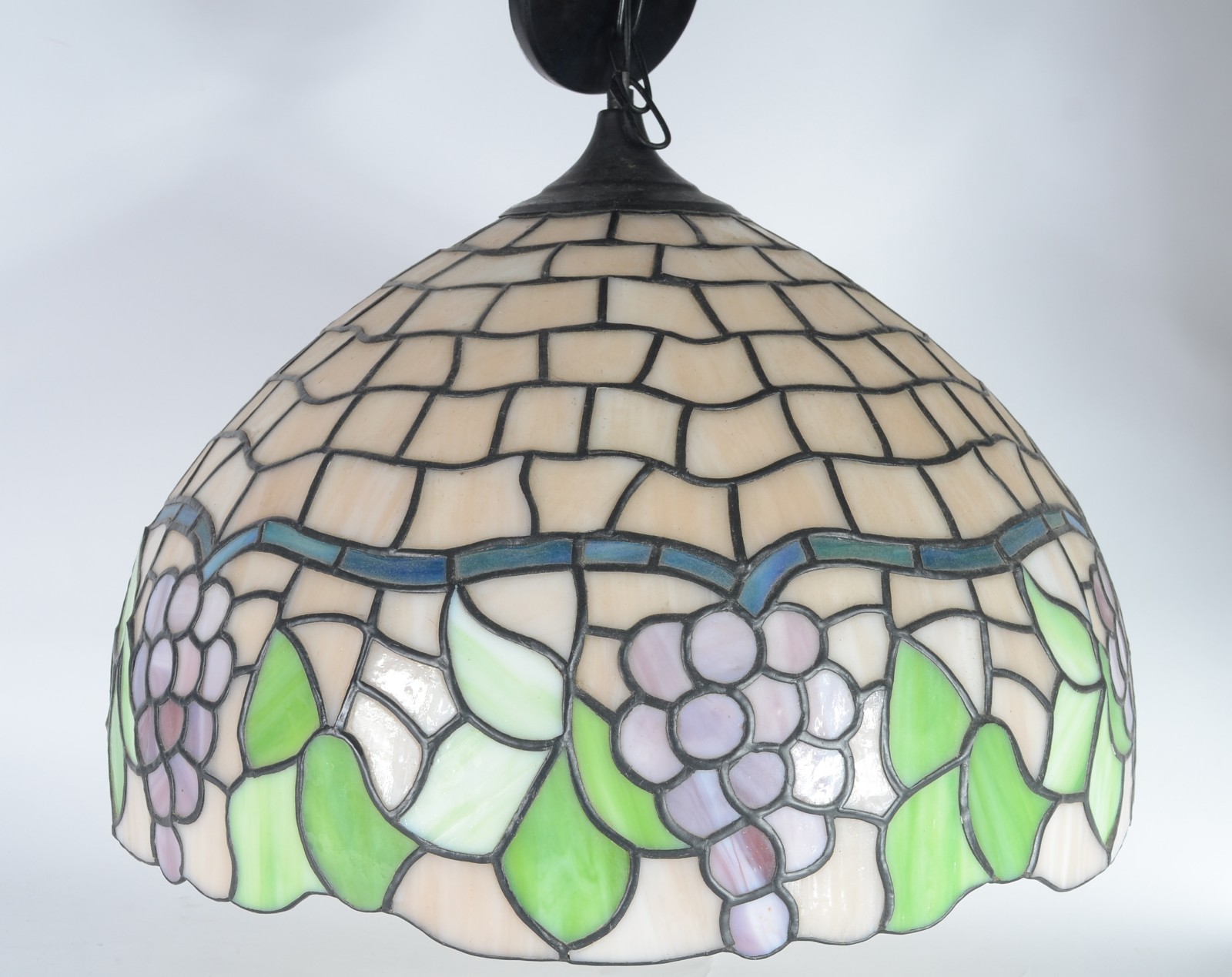 Luminária de teto com placas de pasta de vidro coloridas, estilo... - foto 2 de 7