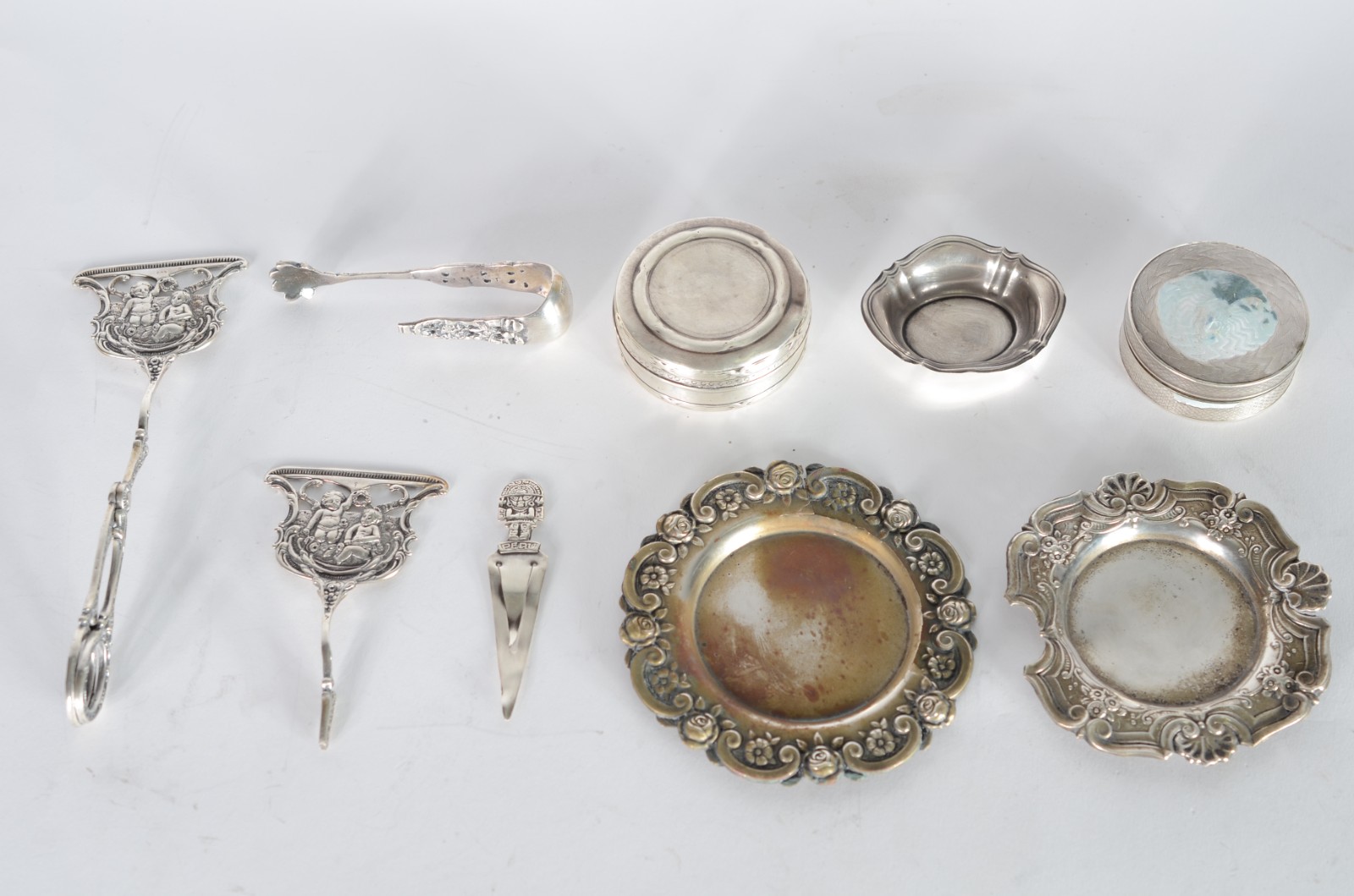 Oito pequenas peças de prata, diversos modelos, defeitos. Peso da... - foto 1 de 11