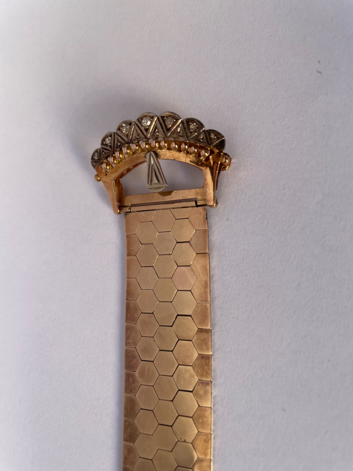 Pulseira de ouro 18 k., feitio fivela, contraste 720 mls com... - foto 2 de 9