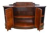 Móvel buffet de madeira nobre no estilo Art Dec... - Móvel buffet de madeira nobre no estilo Art Deco. Duas portas centrais no feitio semi bombé, prateleira interna, quinas vazadas com prateleiras ...