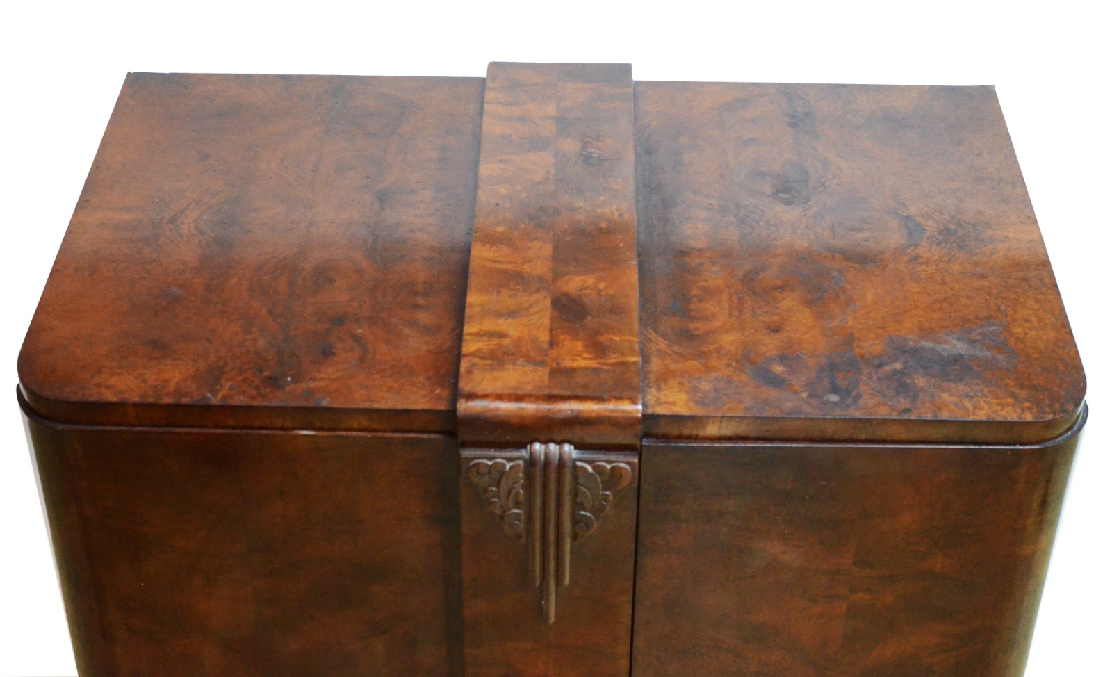 Cômoda de madeira nobre no estilo Art Deco, duas portas com cinco... - foto 4 de 9