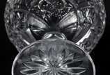 Bomboniere de cristal tcheco lapidado, feitio r... - Bomboniere de cristal tcheco lapidado, feitio redondo.