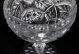Bomboniere de cristal tcheco lapidado, feitio r... - Bomboniere de cristal tcheco lapidado, feitio redondo.