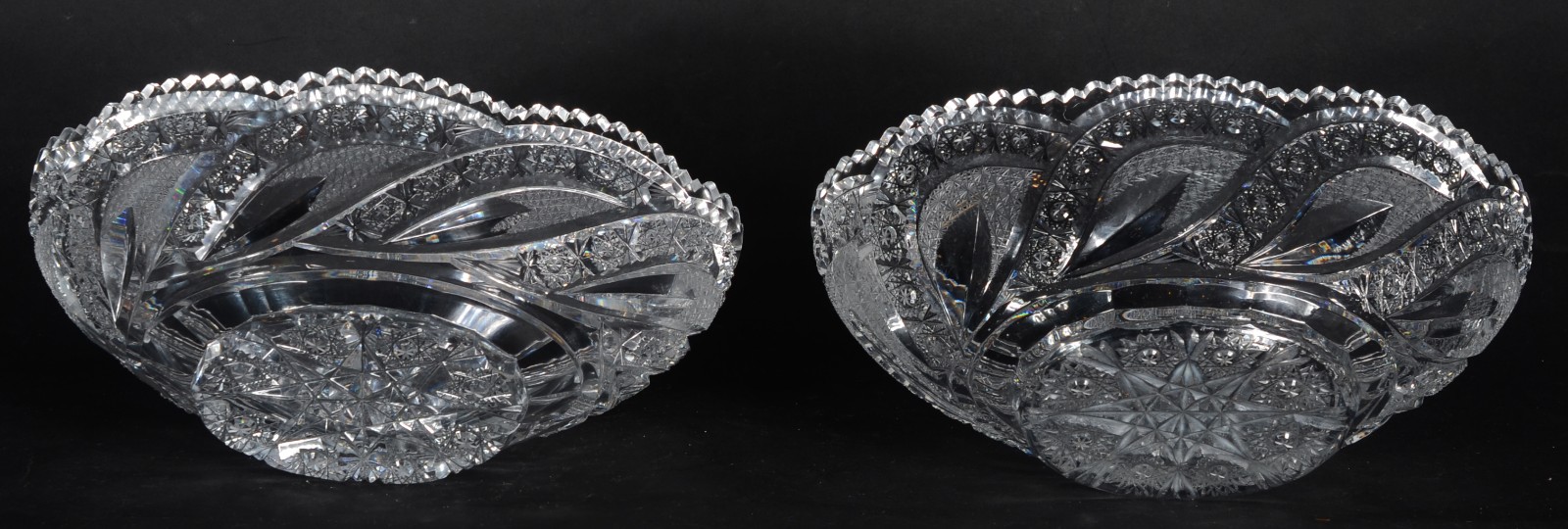 Par de fruteiras de cristal lapidado. Mínimos bicados. - foto 4 de 5