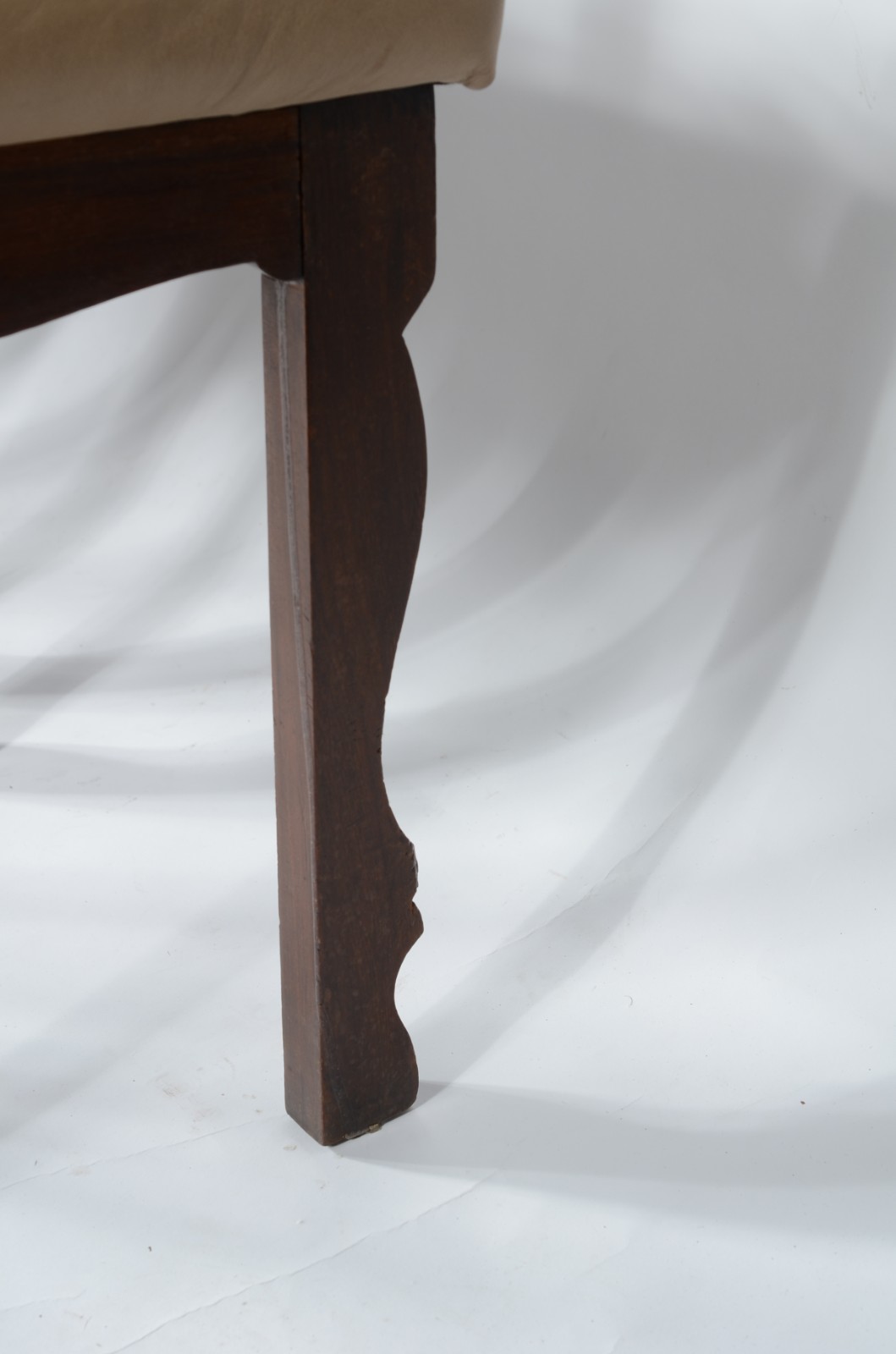 Conjunto com 6 cadeiras para sala de jantar de madeira nobre... - foto 9 de 9