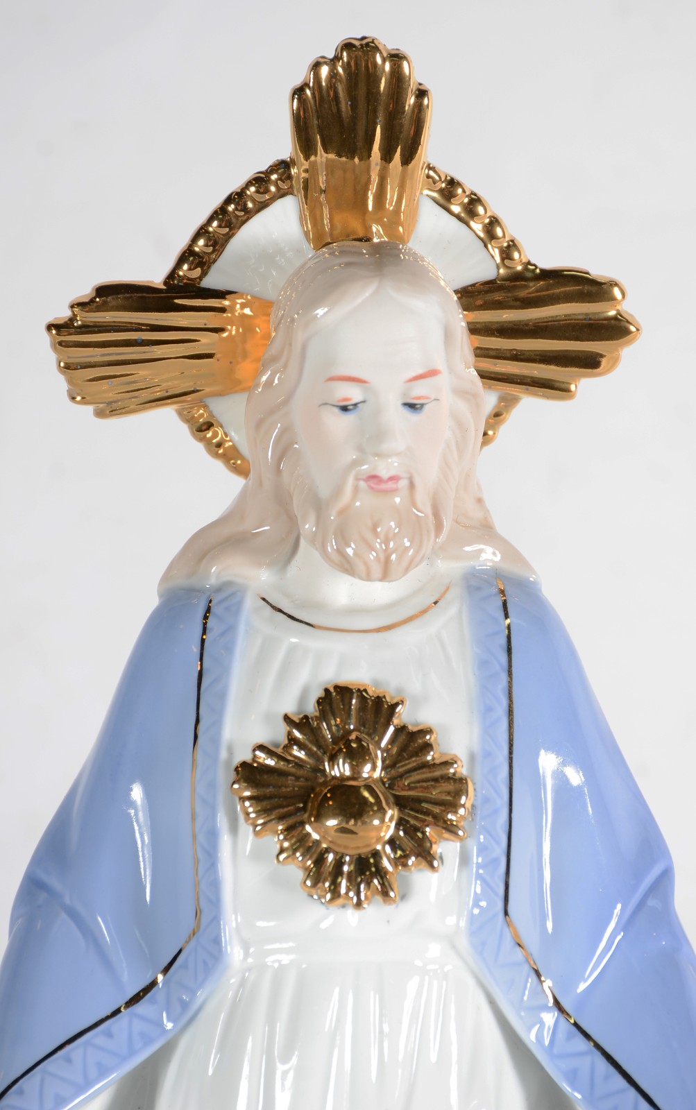 Estatueta de porcelana policromada representando Sagrado Coração de... - foto 2 de 6