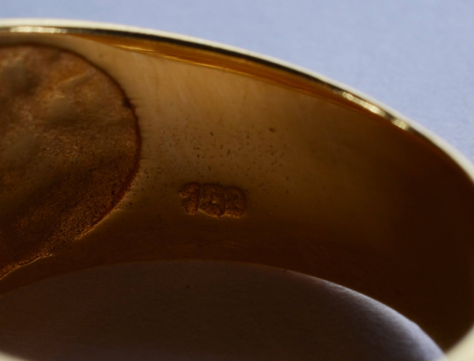 Anel de ouro 18 k., contraste 750 mls com aproximadamente 18... - foto 6 de 6