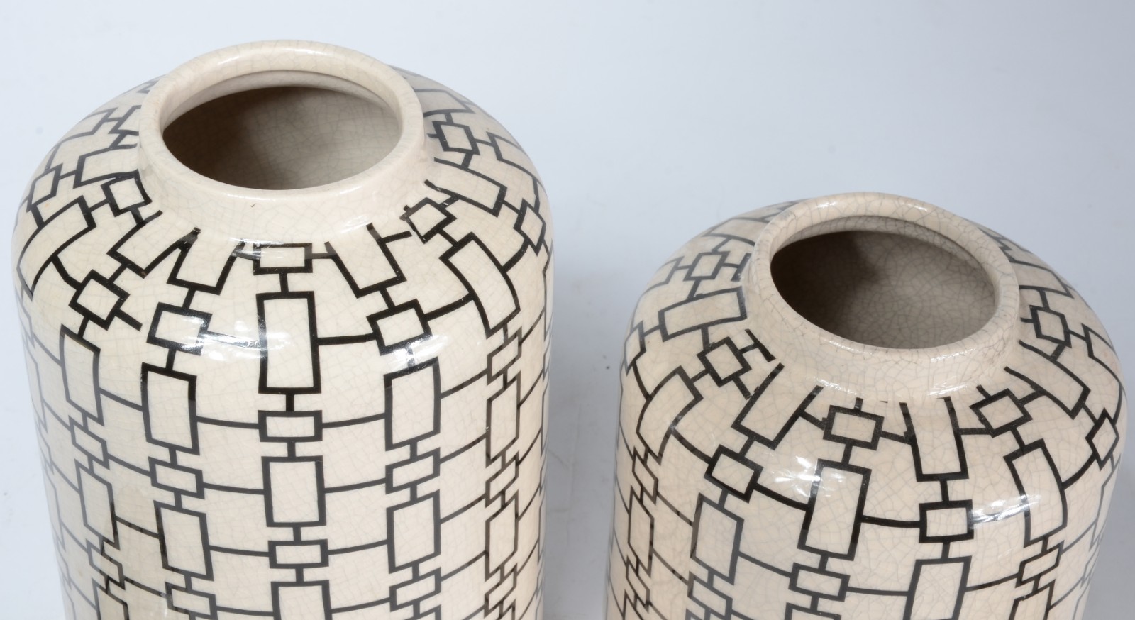 Duas potiches de cerâmica "craquele" decorados com desenhos... - foto 3 de 4