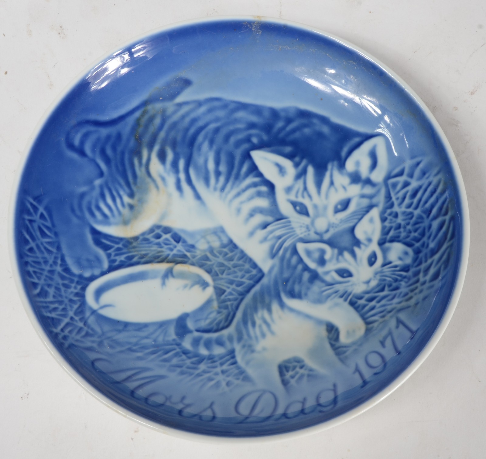 Quatro pratos de porcelana dinamarquesa B&G, edição limitada "Mothers... - foto 5 de 11